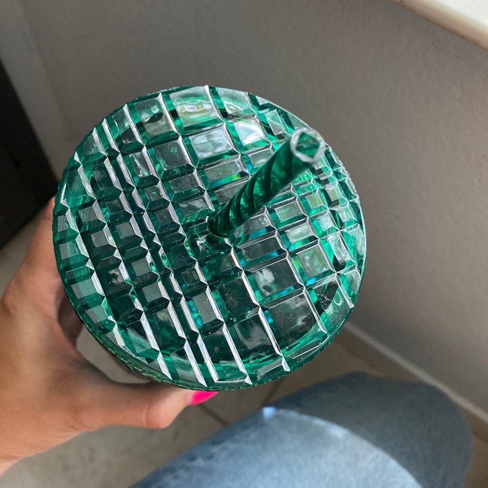💚NEW🧜‍♀️Starbucks 2022 Spring Light Green Jeweled Venti Tumbler - Picture 4 of 4
